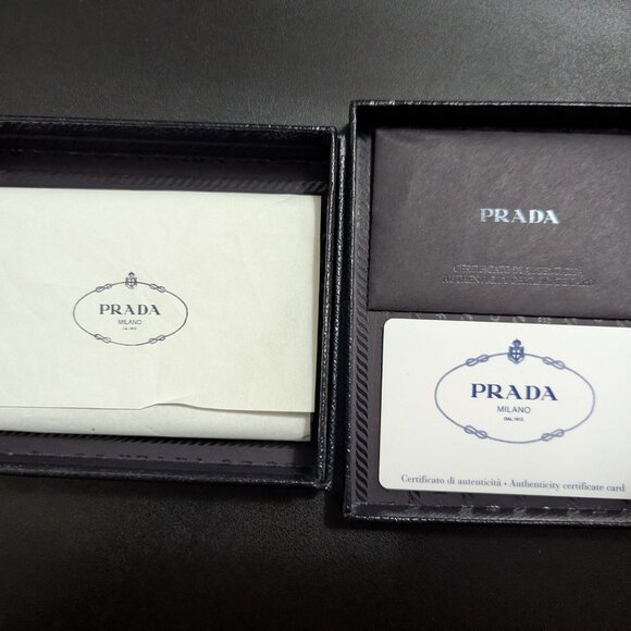 Prada card holder - Picture 5 of 7